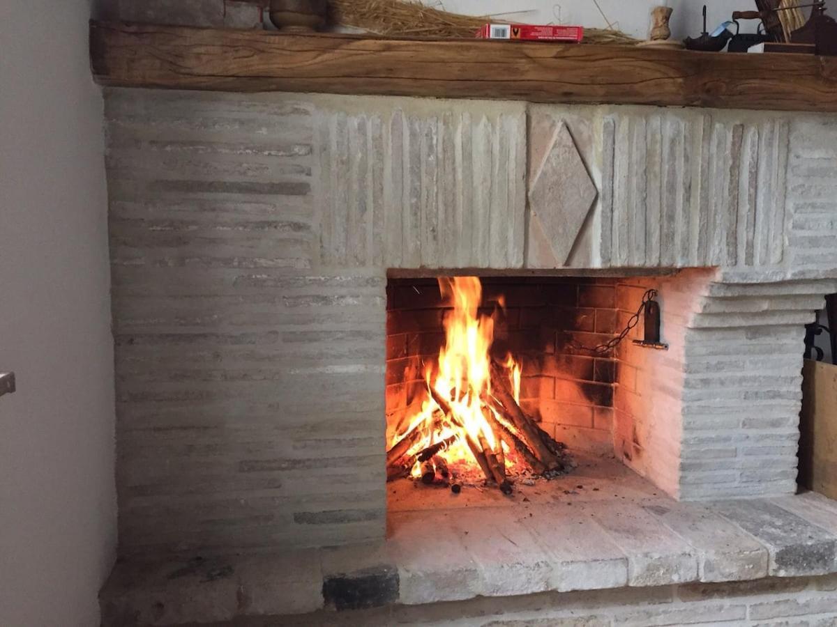 Casa Ridente Nella Valle Del Menotre Con Giardino Pale エクステリア 写真